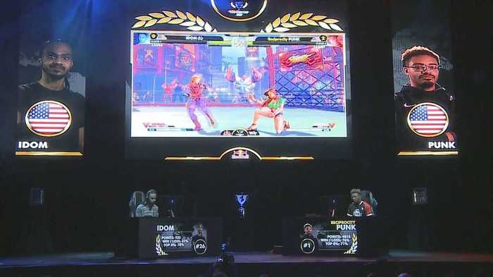 ロス発! 熱狂のeスポーツ市場に日本の菓子メーカー参戦 1765億円を狙う“ポッキーチャンス”戦略