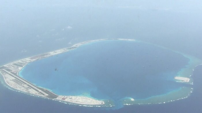 中国 南シナ海にミサイル4発発射 米「いかなる脅威も対処」