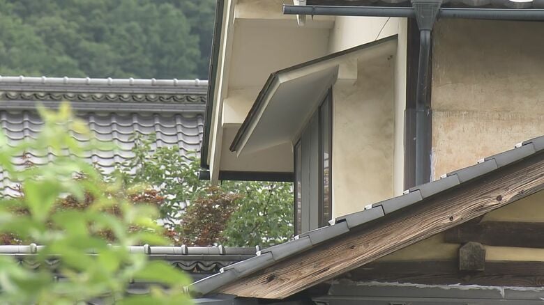 同居の母親（当時88）を殺害した疑い　無職の男（64）を逮捕　殺意を持って暴行を加えたか　容疑を否認｜FNNプライムオンライン