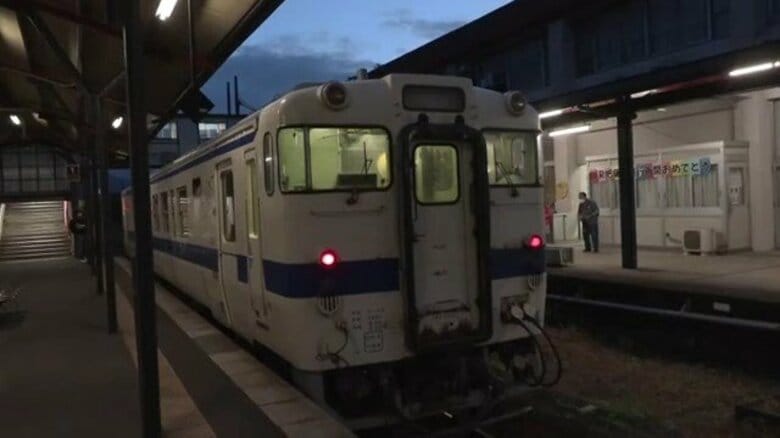 JR肥薩線、約11カ月ぶりに運行再開 「この日を待ち望んでいた」【鹿児島】|FNNプライムオンライン