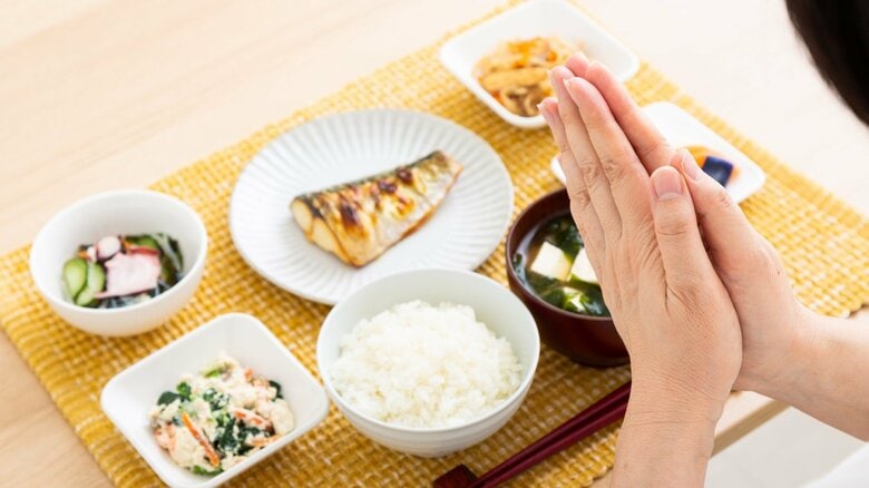 プロテインを飲む前に“和の朝食”を食べなさい！引き締まったカラダと健康を両立するコツは「満足感」と「食物繊維」｜FNNプライムオンライン