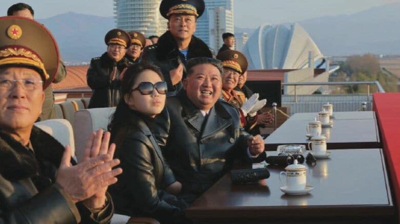北朝鮮は新しい「5カ年計画」へ…金正恩総書記とトランプ政権が迎える新局面　娘“ジュエ”「沈黙の後継」へ｜FNNプライムオンライン