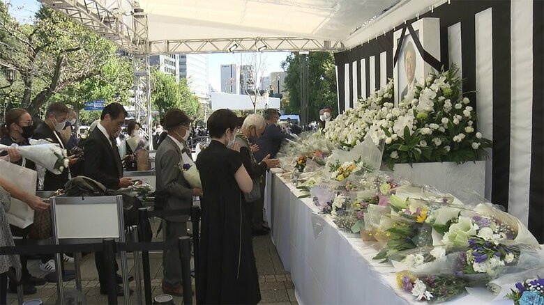 安倍氏国葬の一般献花「午後5時以降は列に並べない」内閣府が呼びかけ｜FNNプライムオンライン