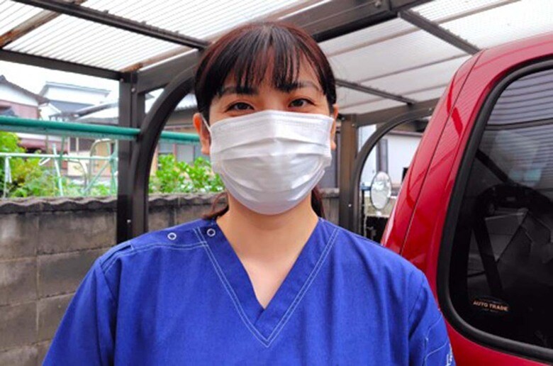 永嶋彩巴獣医師