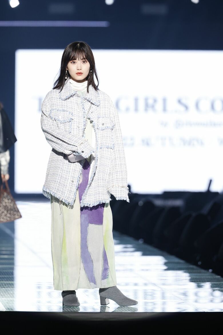 (c) マイナビ TOKYO GIRLS COLLECTION 2022 AUTUMN/WINTER