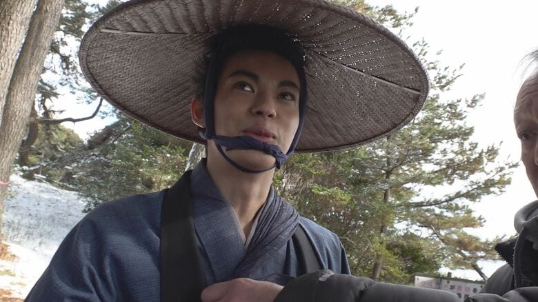 TOSの取材に応える神尾楓珠