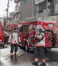 【速報】京都・泉湧寺の近くで火災発生　木造住宅が焼ける　消防車22台が出動し消火　7時過ぎに「住宅が燃えている」と通報　けが人はなし