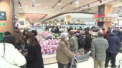 【大混雑】看板商品は“十勝産小豆のおはぎ”と“生肉の北海道産豚ひき肉” アリオ札幌のイトーヨーカドー跡地に帯広市生まれのスーパー『ダイイチ』がオープン―品物は約1万7000点！ダイイチでも“最大規模”