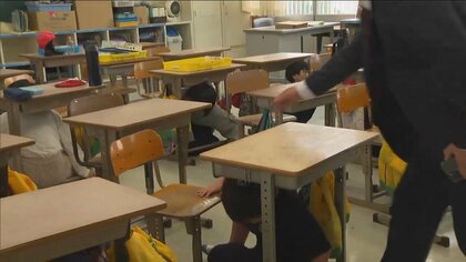 警報音に耳ふさぎ…始業式取材中に地震発生　宮崎で震度5弱の強い揺れを観測　今後1週間程度は注意が必要