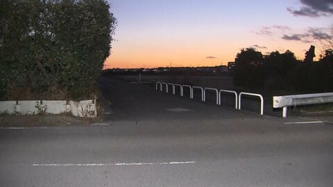 高校3年の男子生徒が大型トラックにひかれ死亡…自転車で通学途中に事故　現場には信号機なし　神奈川・藤沢市