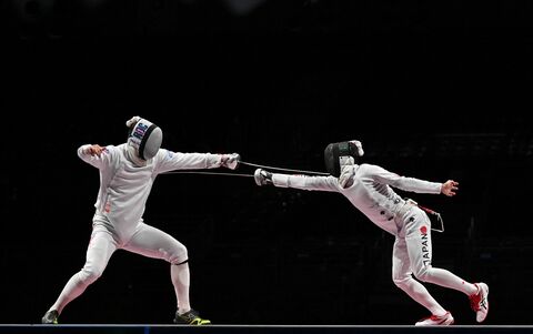 【速報】「夢じゃないことを祈ってます」東京五輪 フェンシング男子エペ団体で日本が悲願の金メダル獲得
