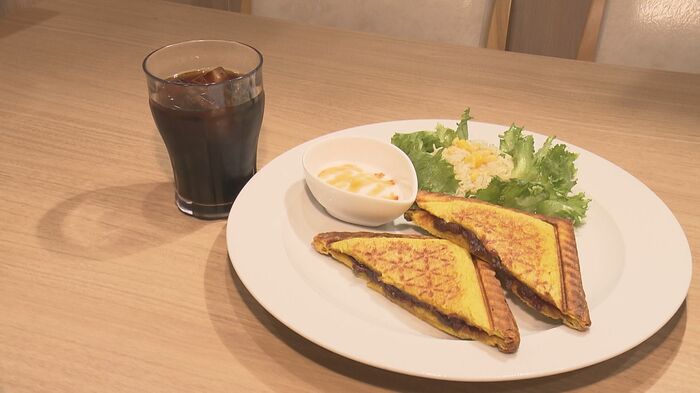 「カレーハウスCoCo壱番屋 サンロード店」のホットサンド・ドリンク・サラダ・ヨーグルト(580円)