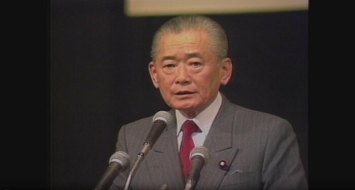 「リクルート事件」で退陣に追い込まれた竹下内閣