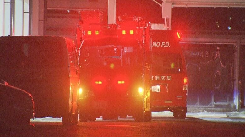 14歳未満の少年「火をつけた」　中学校の体育館で火事　マッチの燃えかすのような物が　警察が事情聴く｜FNNプライムオンライン