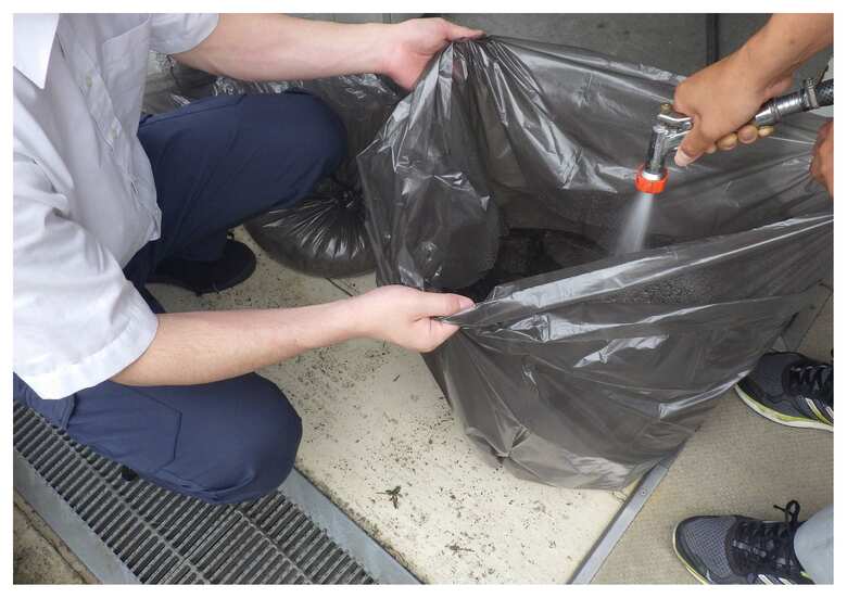 水を入れる（草加市HP）