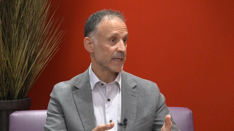 「誤解を解く最善の方法は内部に入ってもらうことだ」とベルティ氏