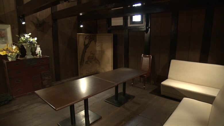 ライブやイベントスペースとして開放している蔵を改装した部屋