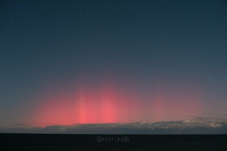 北海道北東部の雄武町日の出岬でも観測（12月1日午後8時30分ごろ、撮影「エフエムなよろ 嘉藤」）