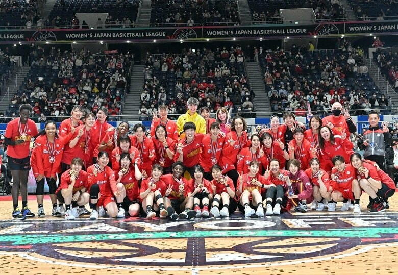 レギュラーシーズンを盛り上げたアウォード表彰選手とトヨタ自動車、富士通