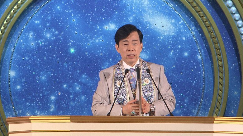 東京ドームで講演する大川隆法氏（2017年8月）