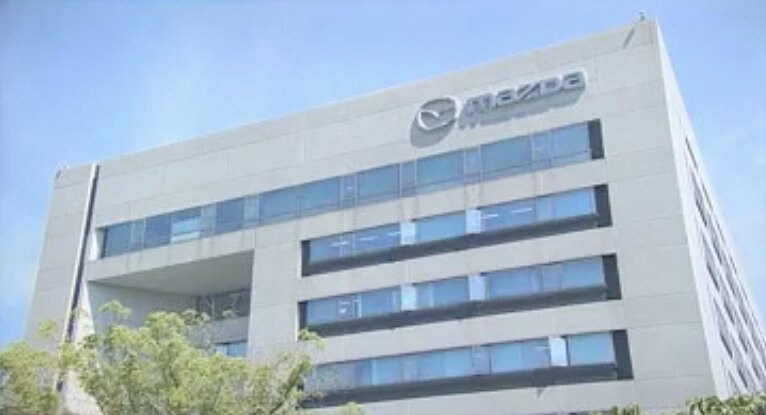 府中町のマツダ広島本社ビル