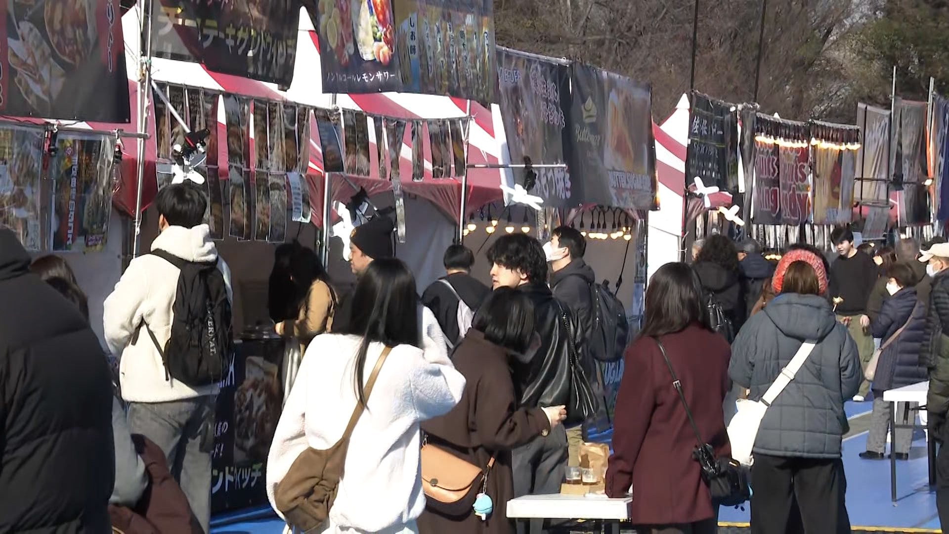 強烈寒気・東京23区でも帰宅時間帯は注意…積雪の可能性　上野公園ではあったかドリンクやグルメに多くの人