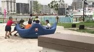 「あと10回遊びたい！」みんなが安心して遊べる「子ども広場」が誕生　見守りやすいように配置に工夫　全7区に設置へ　福岡市
