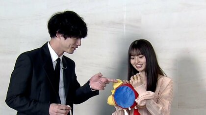 齋藤飛鳥 「えっ!?壊しちゃった…？」相棒・めざましくん人形にハプニング　坂口健太郎の“不思議体験”も