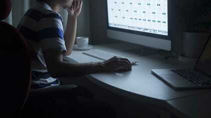 逮捕された男たちは初対面…。SNSの普及が「闇サイト」取り締まりを困難にさせるワケ