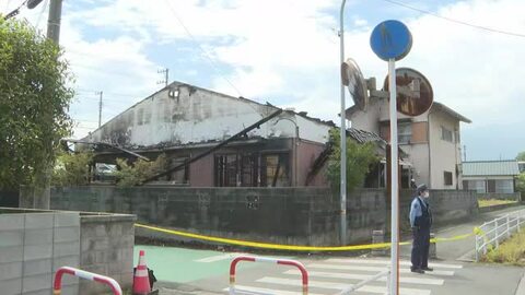新居浜の住宅地で未明「ポンポンと音がする」空き家全焼　実況見分し火事の原因調べる【愛媛】