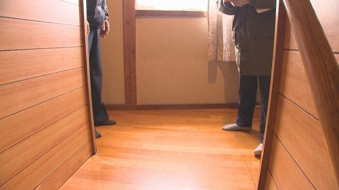 傾いてしまった住宅