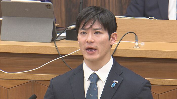 石田嵩人知事（36）