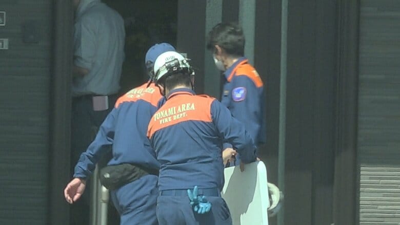 富山県砺波市で住宅火災 74歳と10代の住人2人が救急搬送｜FNNプライムオンライン