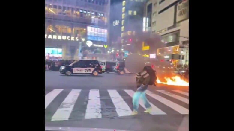 渋谷スクランブル交差点で“ガソリン”のような液体をまき放火か　「火をつけた」と出頭した50代の男を逮捕　｜FNNプライムオンライン