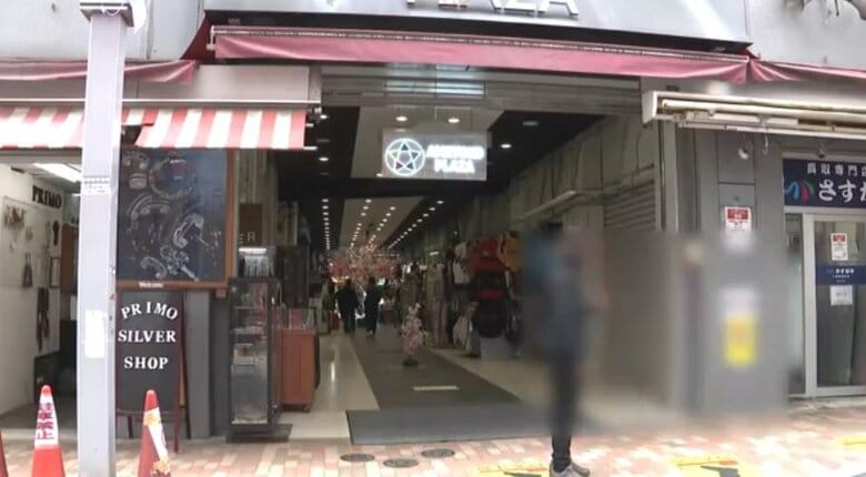 “2時間”試着繰り返し…高級ネックレス約400万円相当を付けたまま逃走　「アメ横」のブランド品販売店　東京・台東区｜FNNプライムオンライン