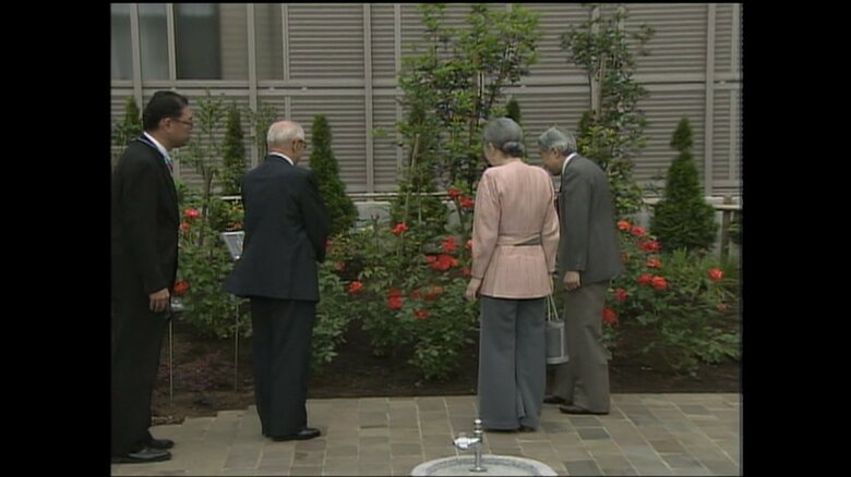 2005年にお忍びで「ねむの木の庭公園」を訪問された上皇ご夫妻