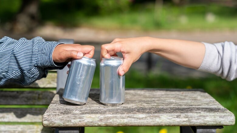 飲酒して騒ぐなどの行動もみられた（画像はイメージ）