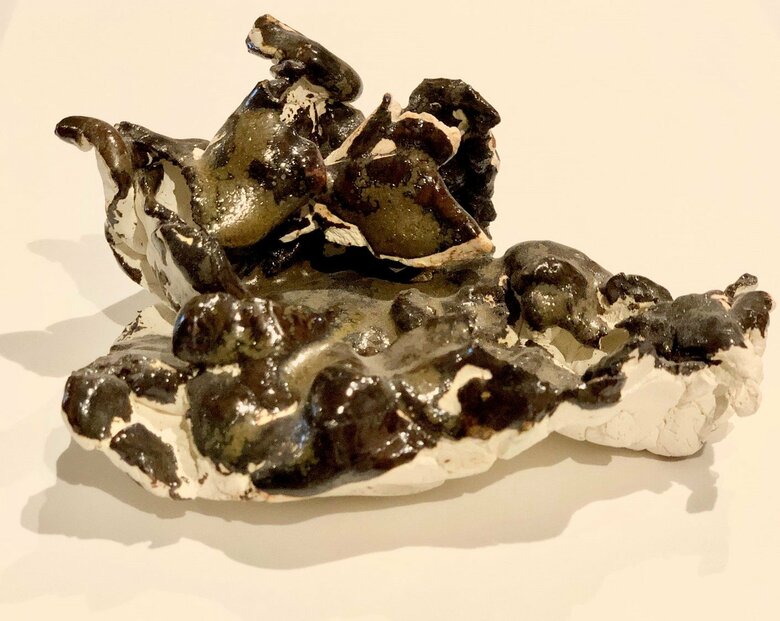 息子さんの作品　焼きもの　題名なし