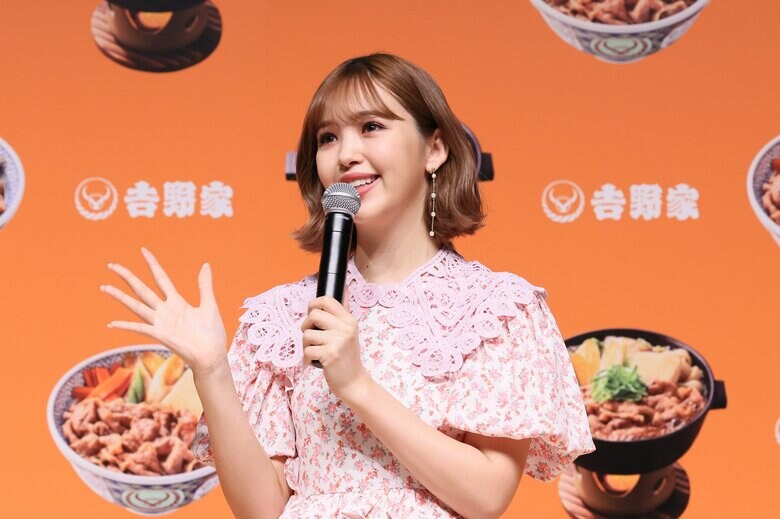 吉野家新商品「牛すき丼・牛すき鍋膳」新CM発表会