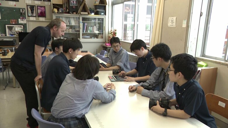 毎日放課後に活動している明桜高校写真部