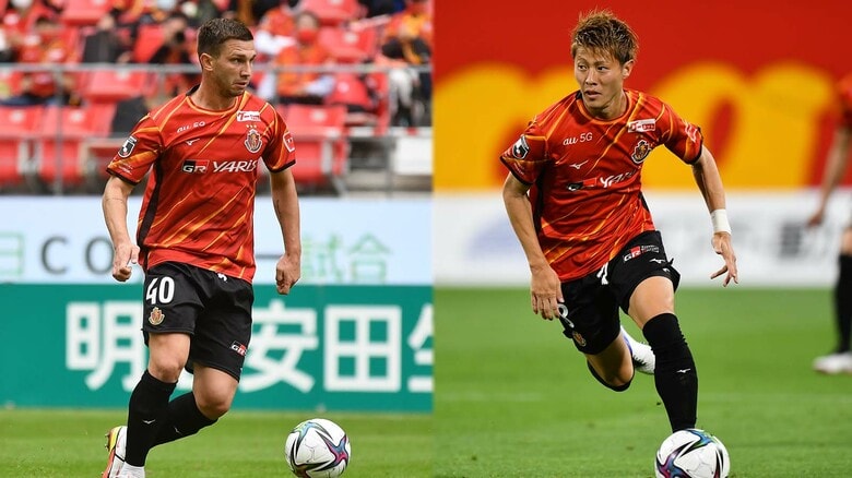 左：FWシュヴィルツォク、右：FW柿谷曜一朗