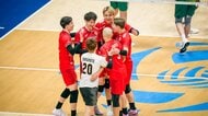 バレー日本代表がA組1位で準々決勝へ　「負けたら終わり」のトーナメント何より大事なのは「どんな形でも勝つ」　男子アジア選手権