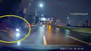 愛犬を乗せた車に衝突し信号無視で逃走…ドラレコが捉えた悪質当て逃げの一部始終