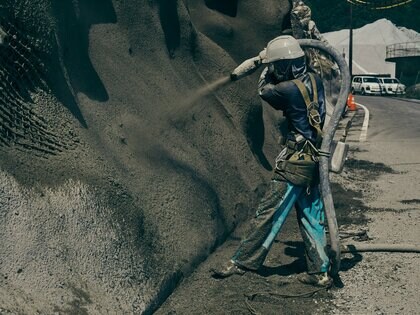 【現場は肌もメンテナンスする時代へ】建設業従事者600名に聞いた、過酷な現場における「肌」の実情と変わりつつある“肌メンテナンス“に対する現場の意識