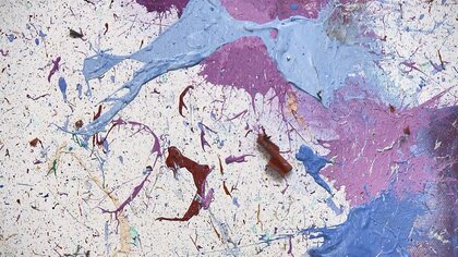 独自の「爆竹絵画」制作 車いすの現代アート作家が新たにデジタル