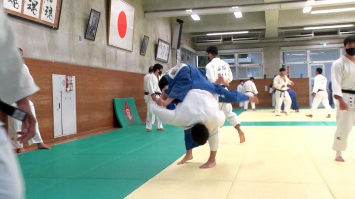 飯田の得意技は内股だ