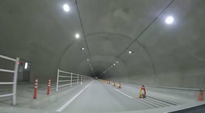 高松と坂出結ぶさぬき浜街道「五色台トンネル」付近で高松北署が速度違反の取り締まり…６件摘発【香川】｜FNNプライムオンライン