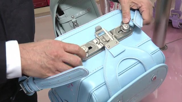 体形変化に対応するよう　幅を広げられる機能も