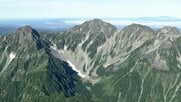 「女子高校生が滑落した」埼玉県の高校山岳部の16歳の女子部員が遭難　北アルプス奥穂高岳のザイテングラートを下山中に滑落　富山県警ヘリで救助、重傷の模様　20人パーティで4泊5日の計画で登山