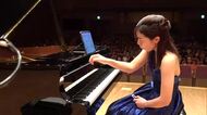 右手のピアニスト押川憧子さん　宮崎の神楽をテーマにした曲を披露　「同じ境遇の人に希望を届けたい」